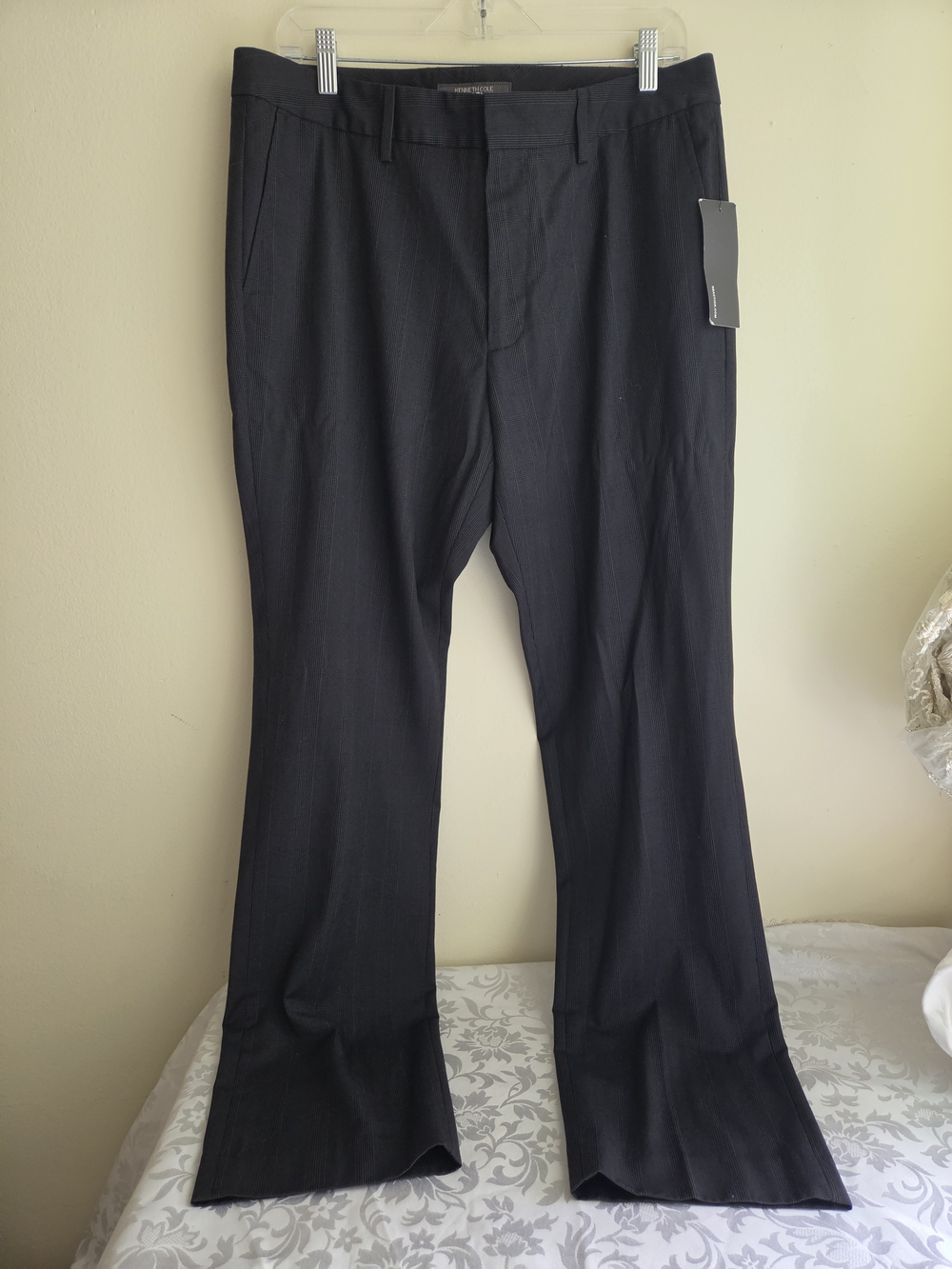 Kenneth Cole Reaction Men's Plaid Dress Pants - Size 33x32 (Style SR4A9514 /...